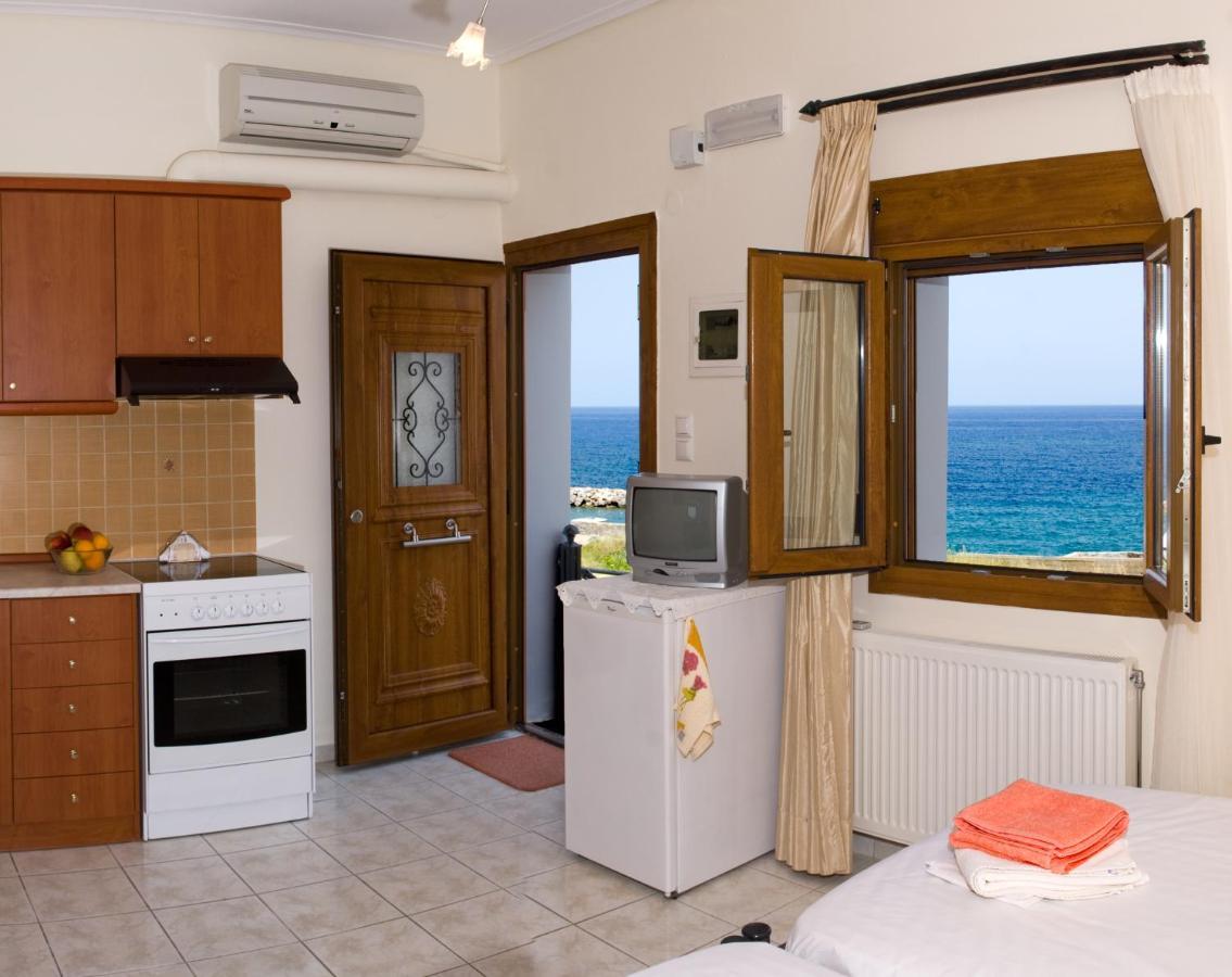 Christina Apartments Panormos  Экстерьер фото